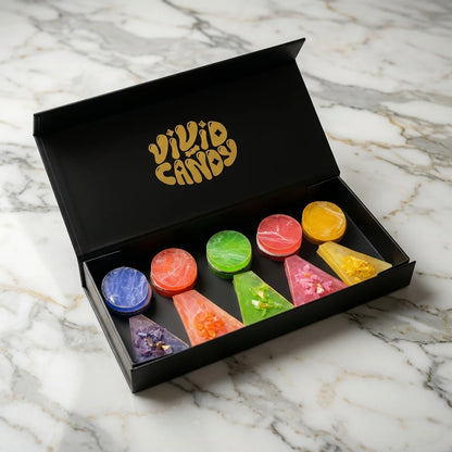 Crunch & Gooey Duo crystal candy selection with marshmallow pieces inside
